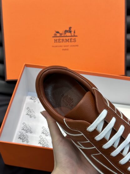 Hermes men's soft and light white and brown low-top casual sneakers - Image 7