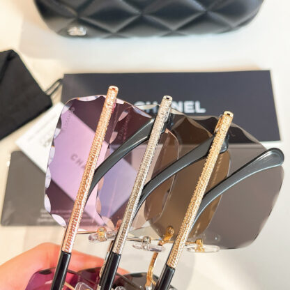 Chanel Fashion Sunglasses - Image 8