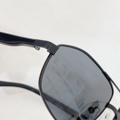 Balenciaga fashion sunglasses - Image 7