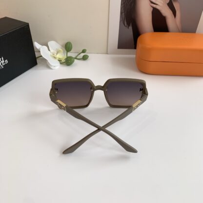 Hermes Fashion Sunglasses - Image 7