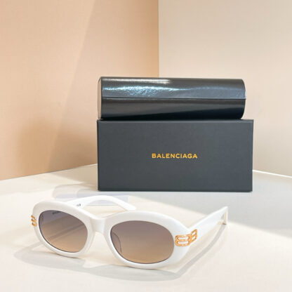 Balenciaga fashion sunglasses - Image 7