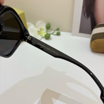 BURBERRY Fashion Temperament Sunglasses - Image 8