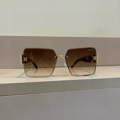 Hermès Fashion Sunglasses - Image 7