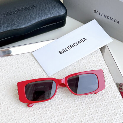 Balenciaga fashion sunglasses - Image 7