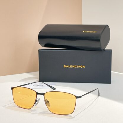 Balenciaga fashion sunglasses - Image 7