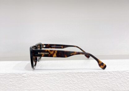 BURBERRY Fashion Temperament Sunglasses - Image 8