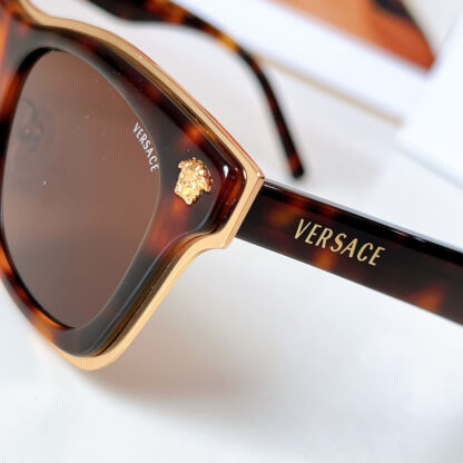 Versace fashion trend sunglasses - Image 7