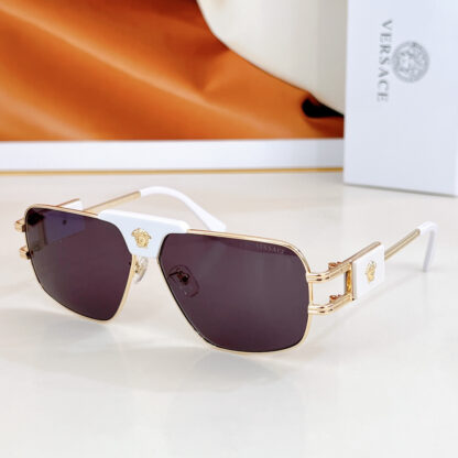Versace fashion trend sunglasses - Image 7
