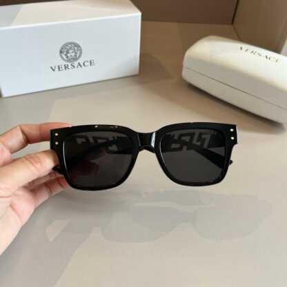 Versace fashion trend sunglasses - Image 7