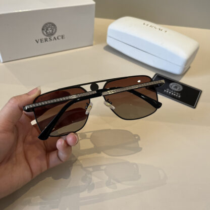 Versace fashion trend sunglasses - Image 7
