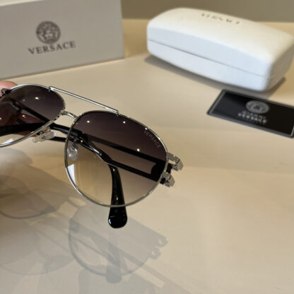 Versace fashion trend sunglasses - Image 8