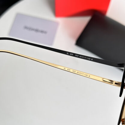 Yves Saint Laurent fashion sunglasses - Image 6