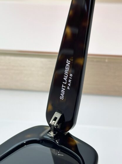 Yves Saint Laurent fashion sunglasses - Image 8