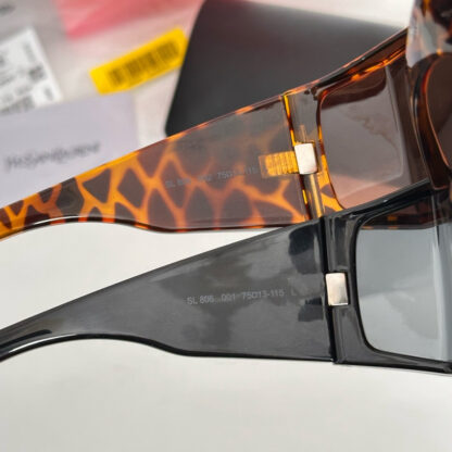 Yves Saint Laurent fashion sunglasses - Image 7