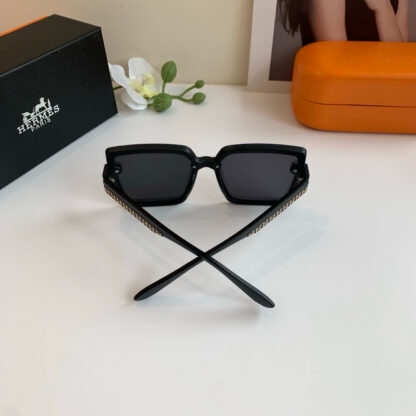 Hermès Fashion Sunglasses - Image 7