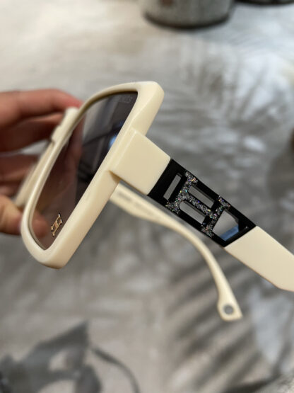 Hermes Fashion Sunglasses - Image 7
