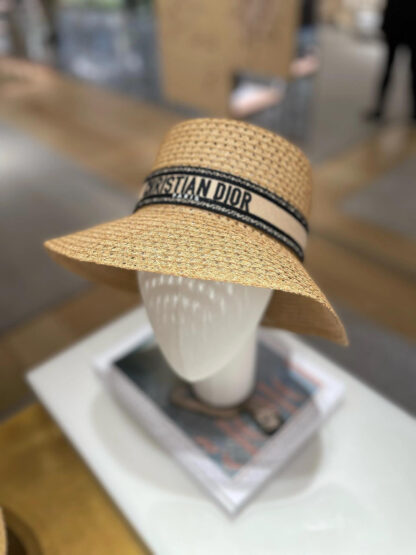 Dior embroidered logo wide brim design fashionable cool straw hat - Image 8