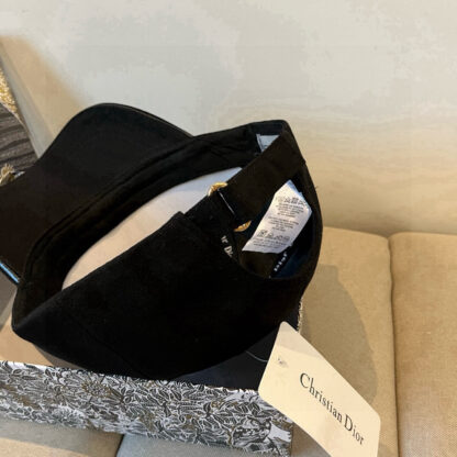 Dior embroidered simple baseball cap - Image 8
