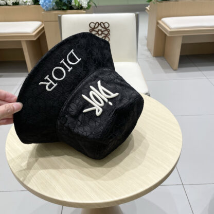 Dior embroidered lettering bucket hat - Image 8
