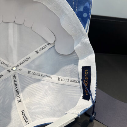 Louis Vuitton versatile fashion baseball cap - Image 7