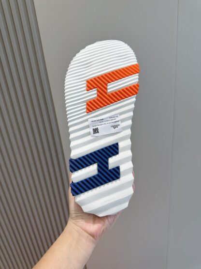 Hermès men's ultra-light and comfortable orange and blue color matching slippers - Image 7