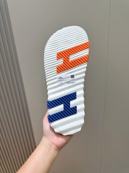 Hermès Men's Ultra Light Comfort Orange and White Slippers - Image 7