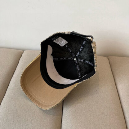 Dior simple and versatile fashion baseball cap - Image 8
