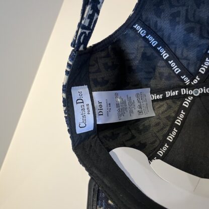 Dior simple and versatile fashion baseball cap - Image 8