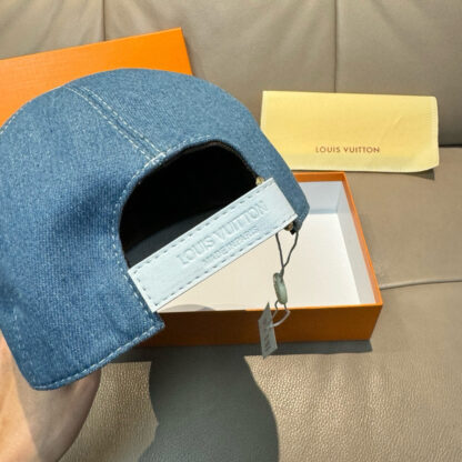 Louis Vuitton embroidered baseball cap - Image 7