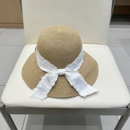 Dior simple and stylish bucket hat - Image 8