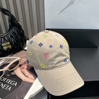 Louis Vuitton embroidered lettering baseball cap - Image 7
