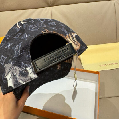 Louis Vuitton Animal Printed Hat - Image 7