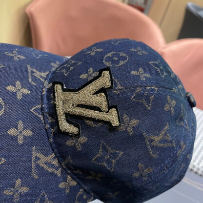 Louis Vuitton simple and elegant unisex sun hat - Image 7