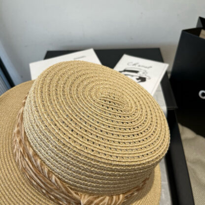 Louis Vuitton Gold and Straw Hat - Image 7