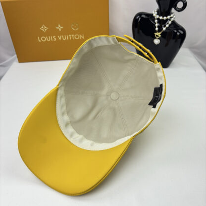 Louis Vuitton leather baseball cap - Image 7
