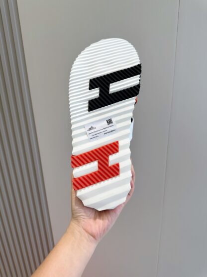 Hermès men's white and orange color matching cross ultra-light and comfortable slippers - Image 7