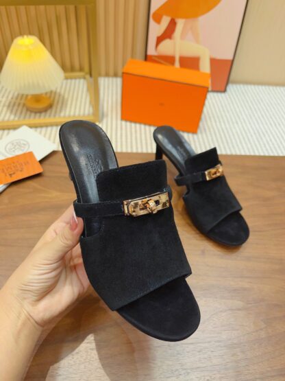 Hermès new handmade black stiletto sandals - Image 5