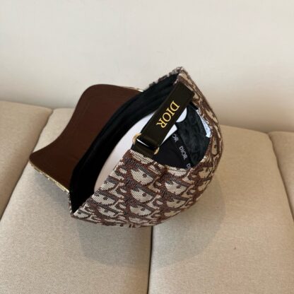 Dior stylish and versatile simple baseball cap - Image 8