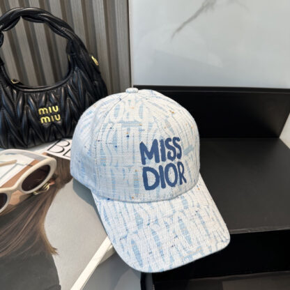 Dior stylish simple baseball cap - Image 8