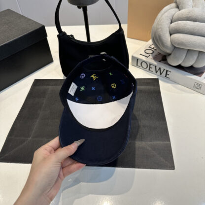 Louis Vuitton new baseball cap - Image 7
