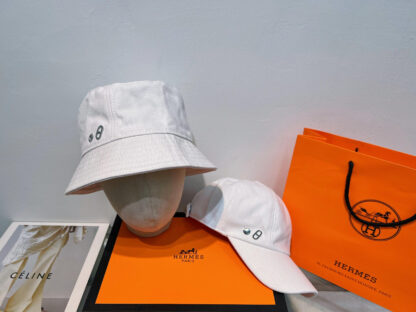 Hermès women's bucket hat - Image 5