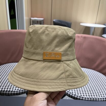 Louis Vuitton spring and summer all-match leisure sunshade sun basin - Image 7