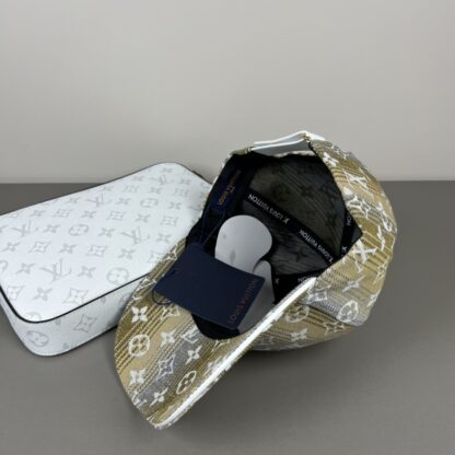 Louis Vuitton Unisex Baseball Cap - Image 6