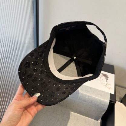 Louis Vuitton new peaked cap - Image 7
