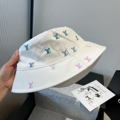 Louis Vuitton bucket hat - Image 7