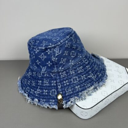 Louis Vuitton bucket hat - Image 7