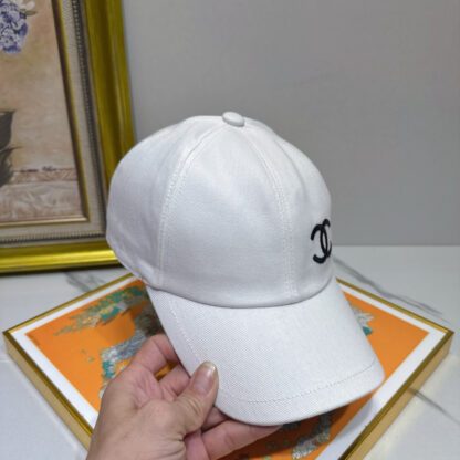 Chanel high-end baseball cap - Image 7