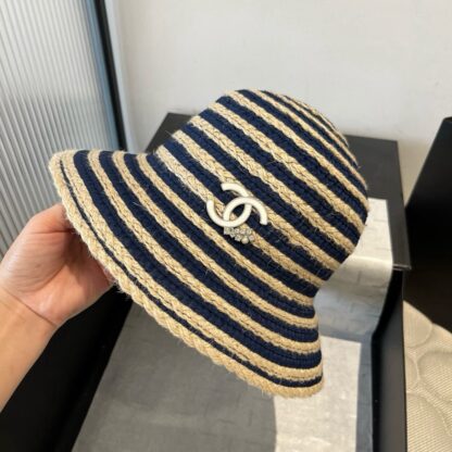 Chanel knitted bucket hat - Image 7