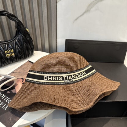 Dior sun protection bucket hat - Image 8