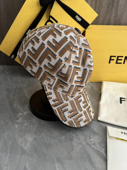 Fendi classic baseball cap - Image 8
